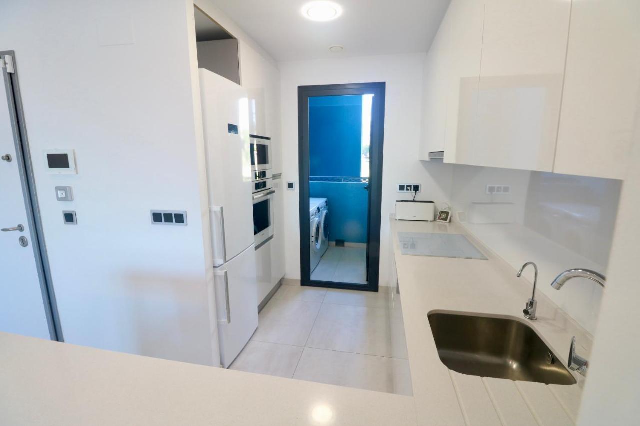 Sunset Waves Apartment By Sunny Holidays Delux Benidorm Extérieur photo